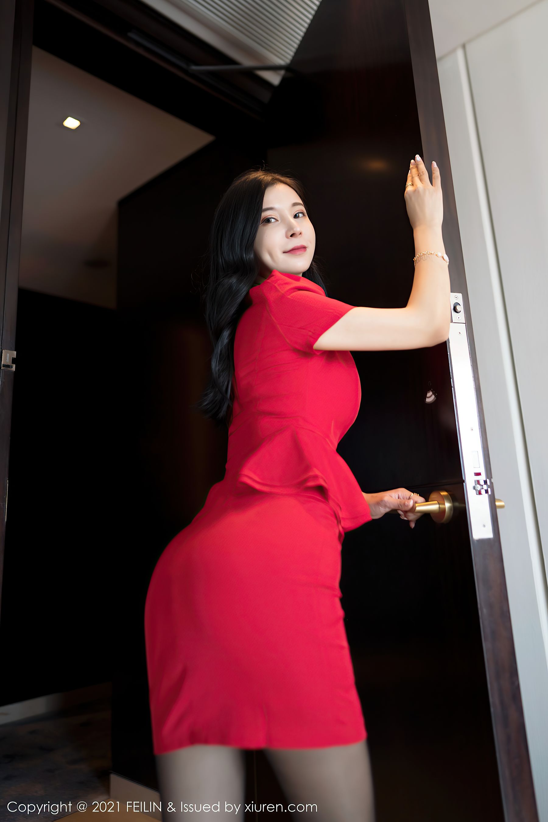 桥桥 老师女仆哄睡